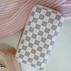 Wallet, new, pink and beige, cute purse, card holder, checkered,